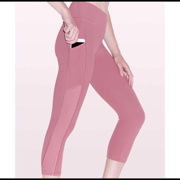 Size 4 lululemon cropped running pants - Picture 1 of 8